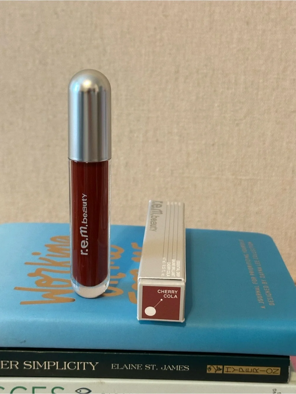 Essential Drip Glossy Balm – shade Cherry Cola